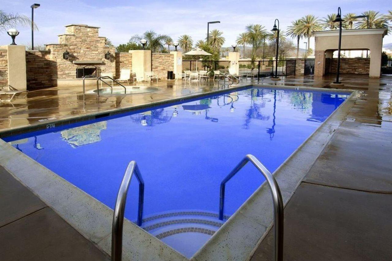 Hampton Inn & Suites By Hilton Hemet Menifee Murrieta Екстериор снимка