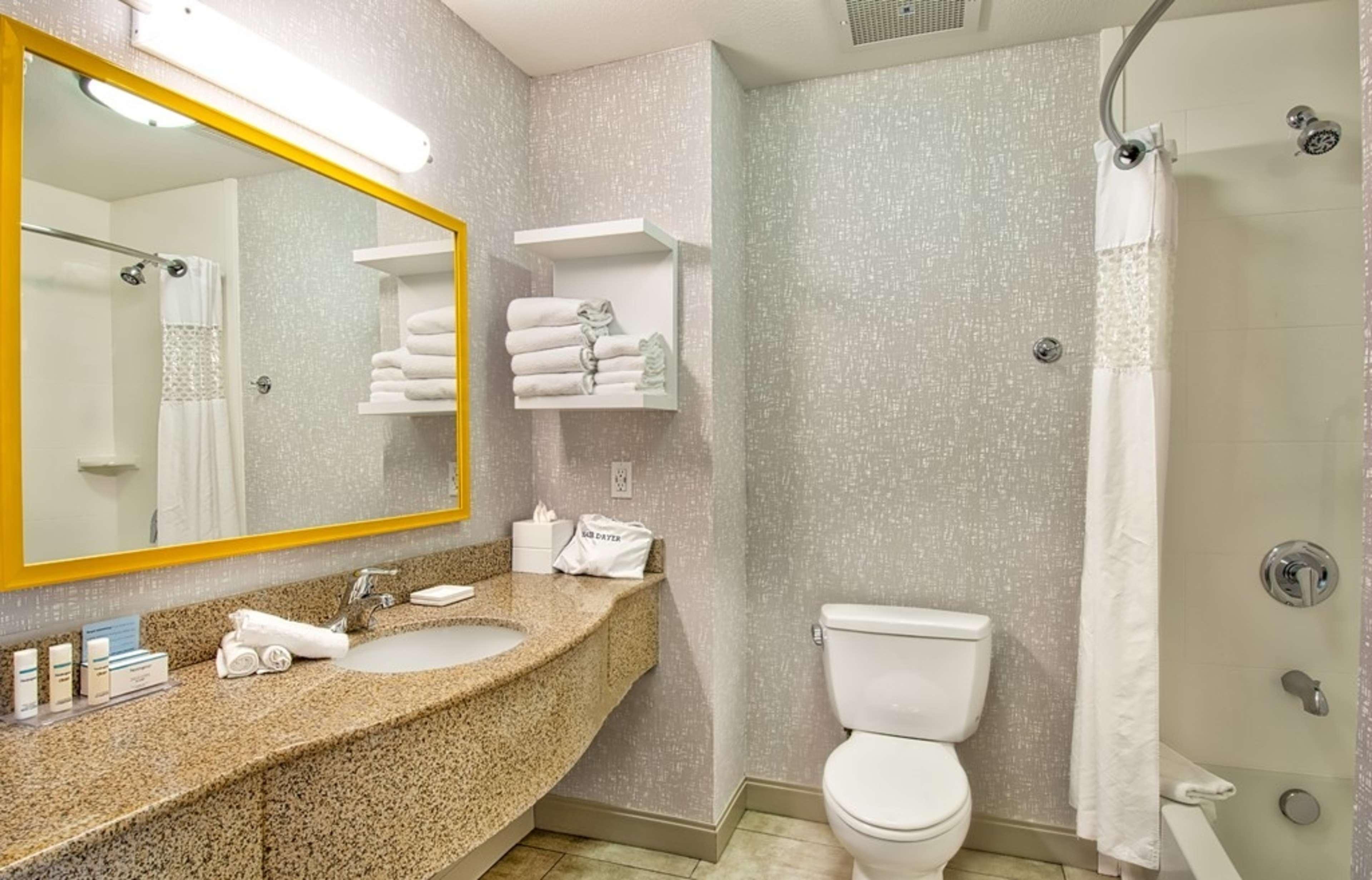 Hampton Inn & Suites By Hilton Hemet Menifee Murrieta Екстериор снимка