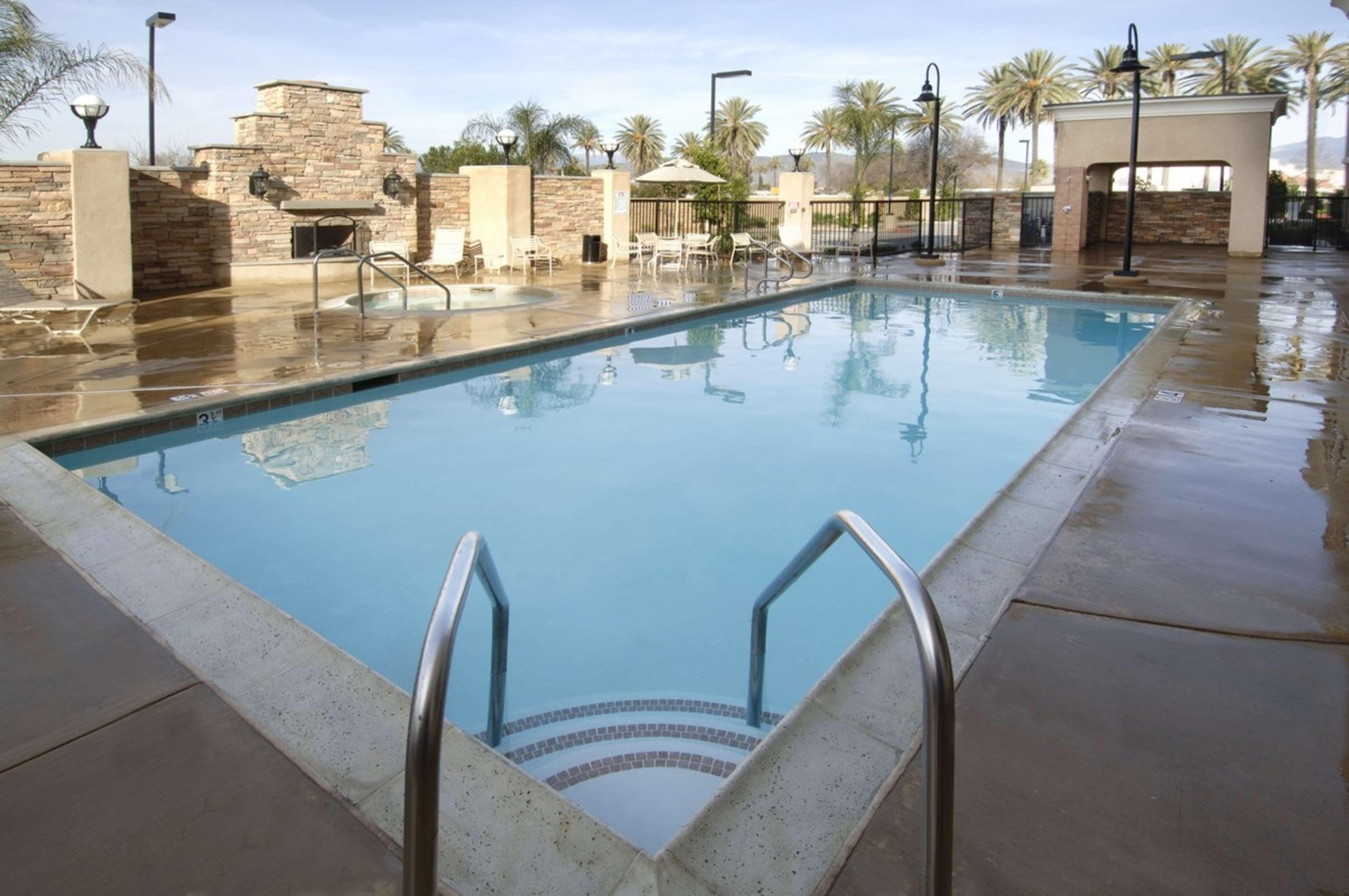 Hampton Inn & Suites By Hilton Hemet Menifee Murrieta Екстериор снимка