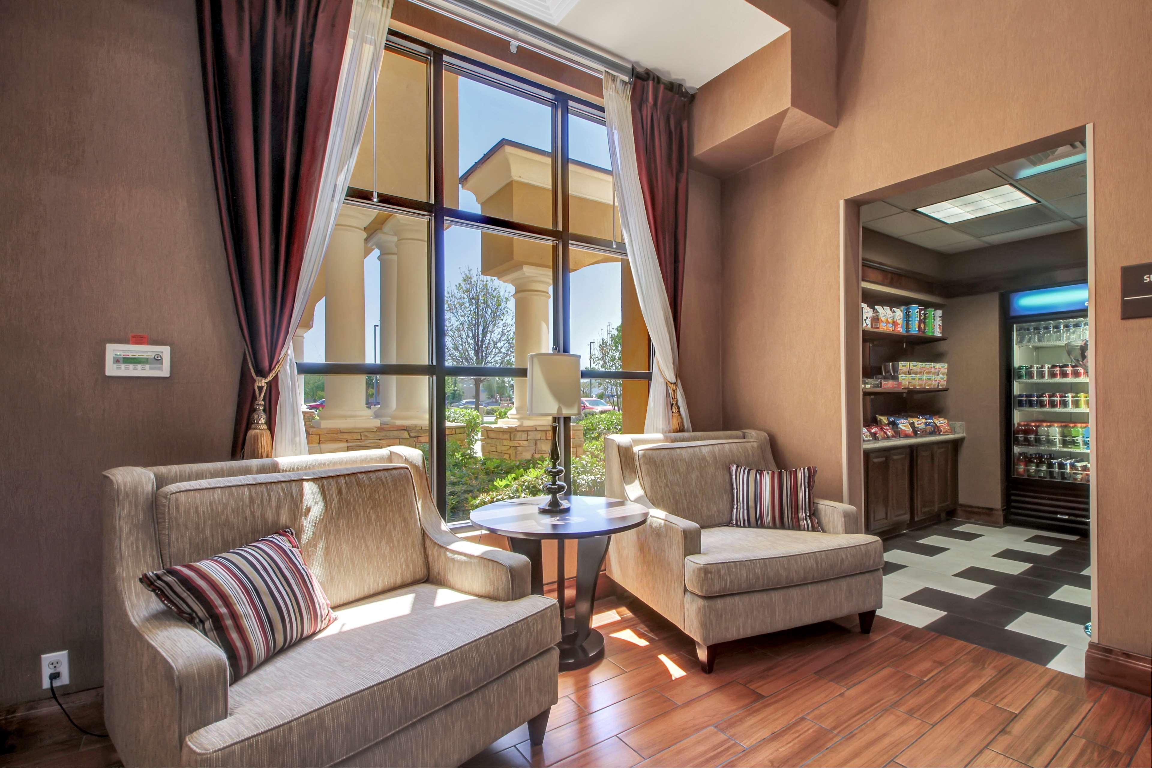 Hampton Inn & Suites By Hilton Hemet Menifee Murrieta Екстериор снимка