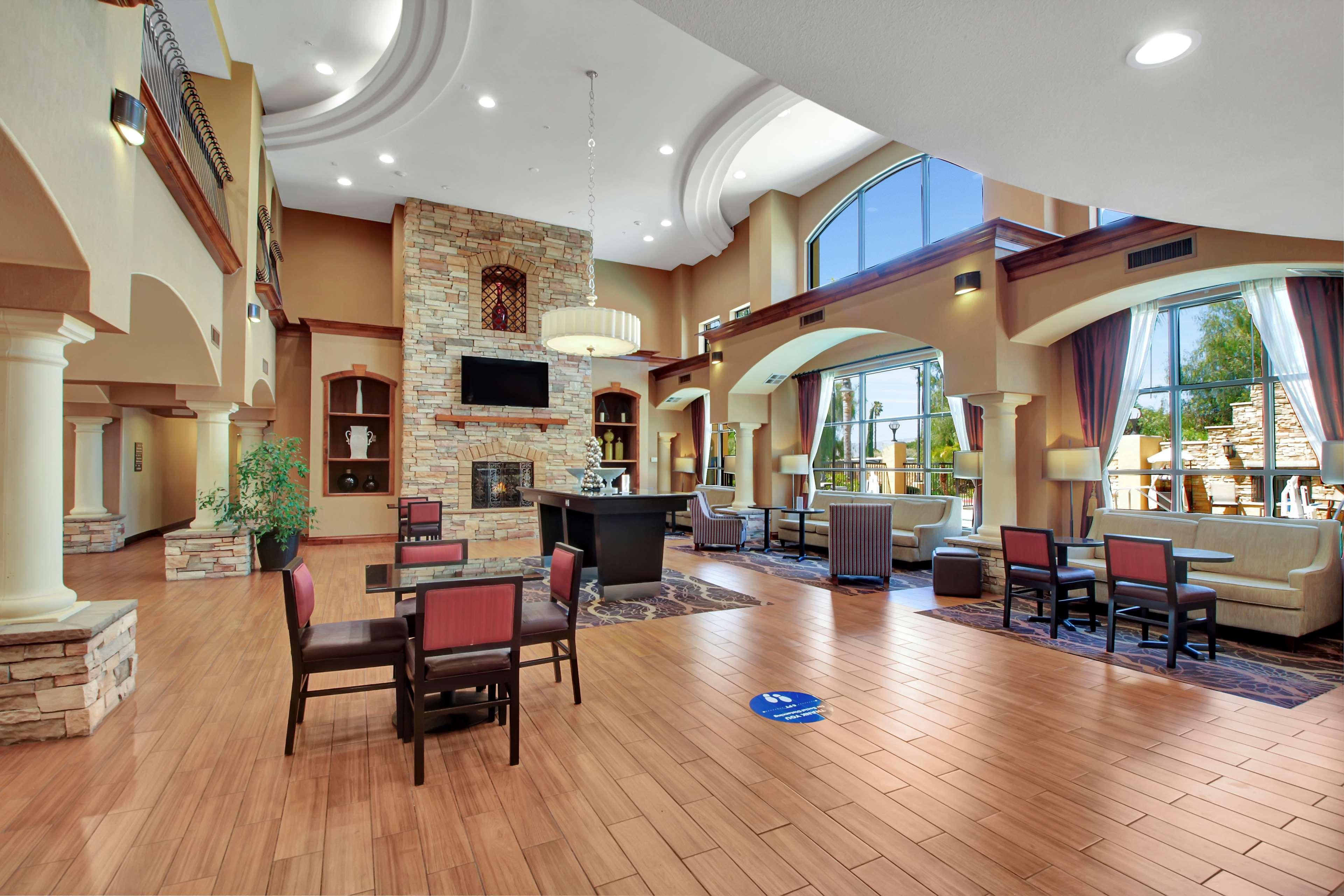 Hampton Inn & Suites By Hilton Hemet Menifee Murrieta Екстериор снимка