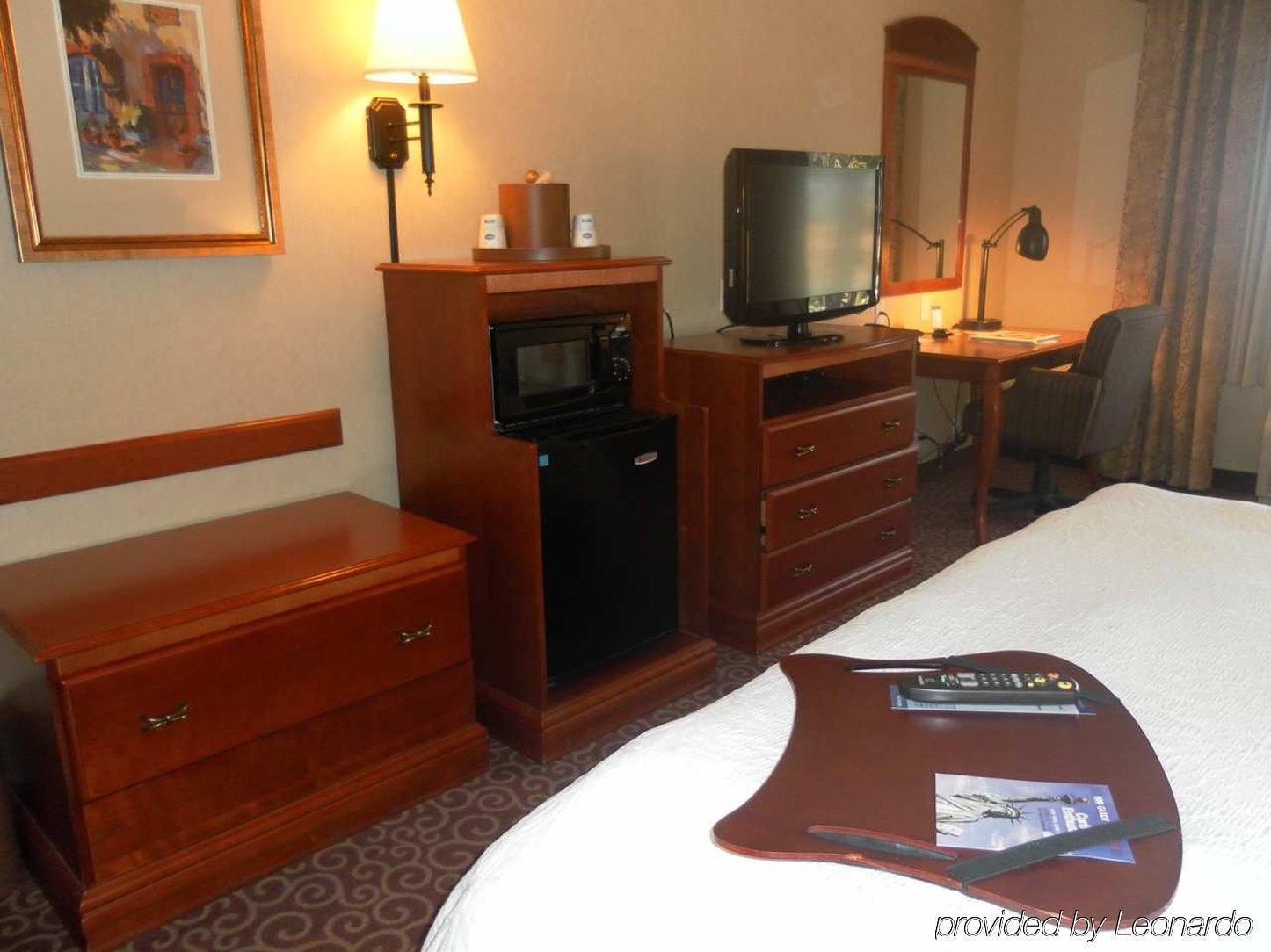 Hampton Inn & Suites By Hilton Hemet Menifee Murrieta Стая снимка